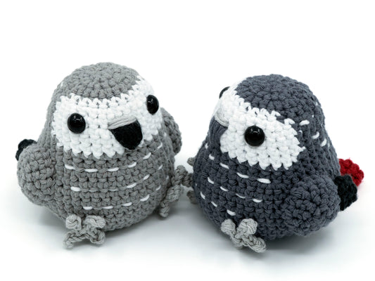 amigurumi crochet african grey pattern two parrots sitting next to each other