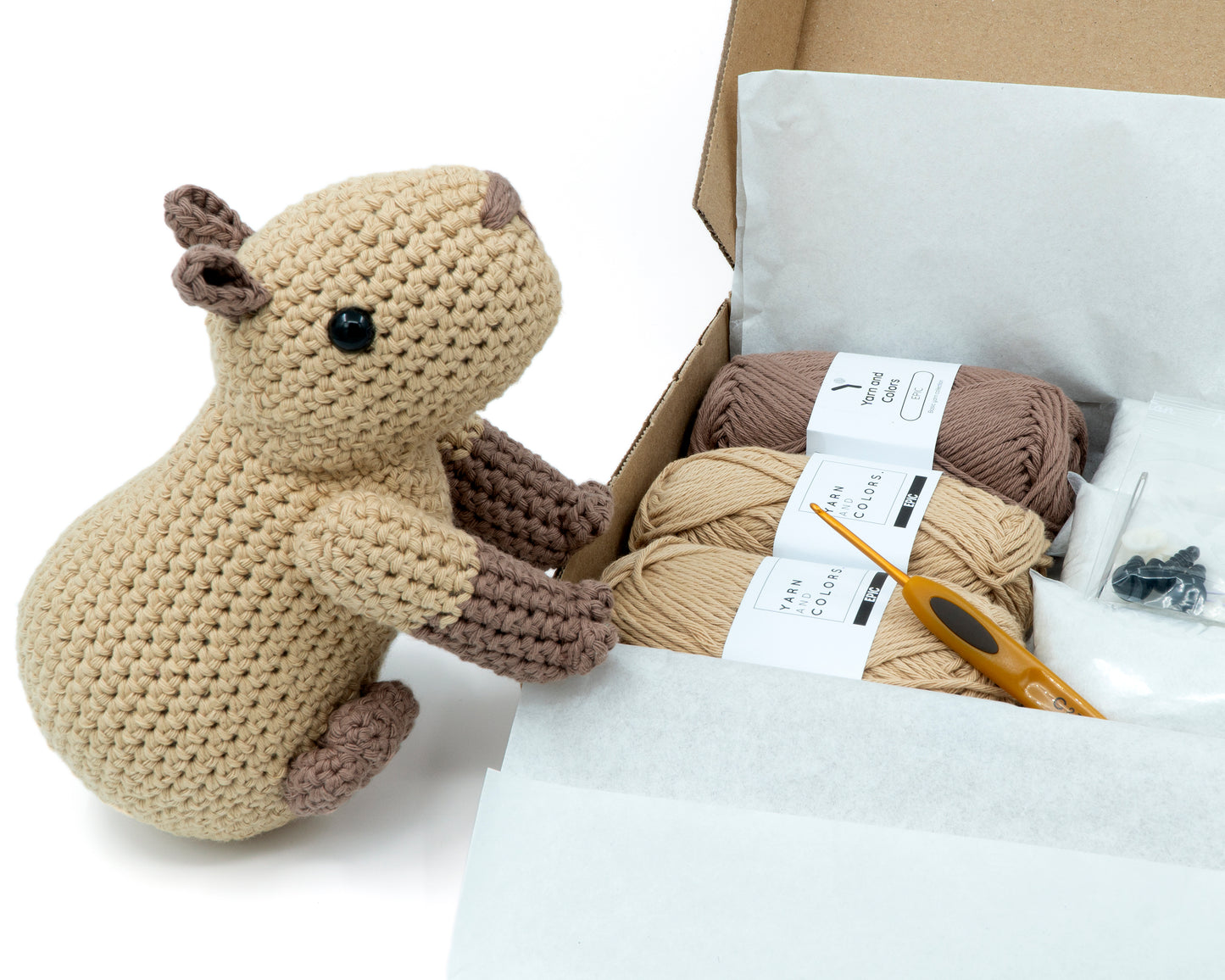 amigurumi crochet capybara kit