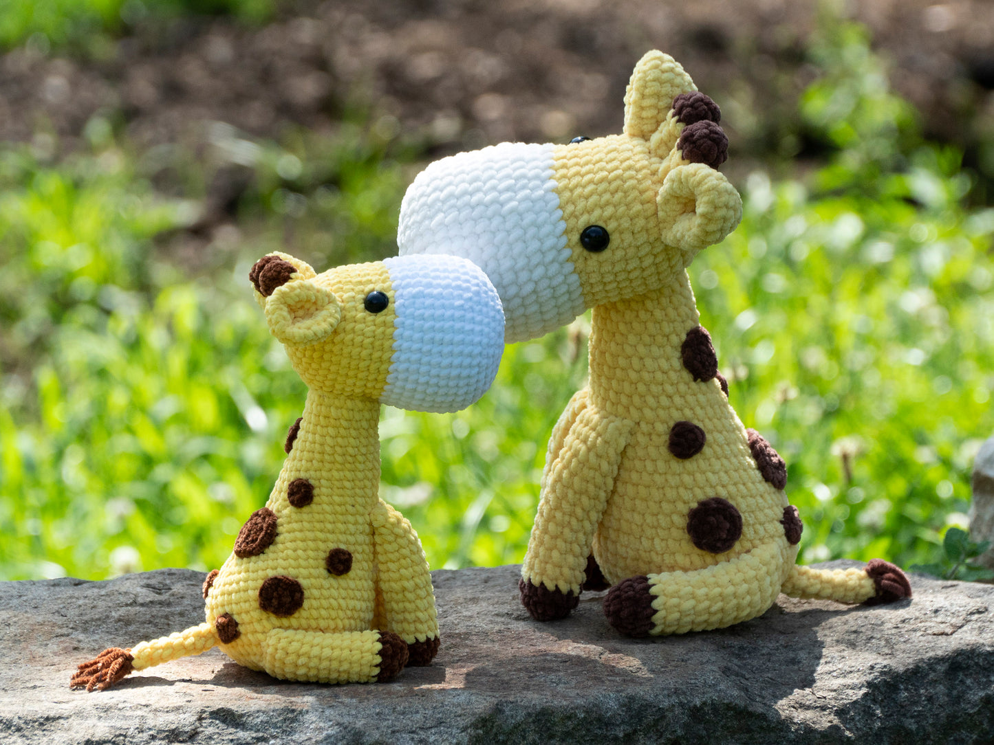 Ready to Ship: Large Giraffe