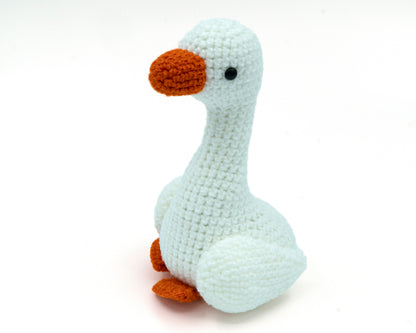amigurumi crochet goose pattern side view