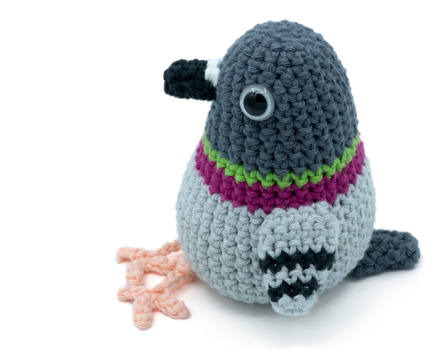 amigurumi crochet pigeon pattern rock dove side view