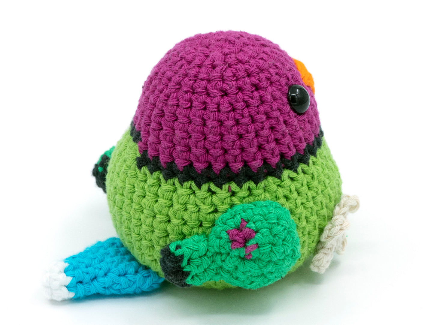 amigurumi crochet plum-headed parakeet view of tail