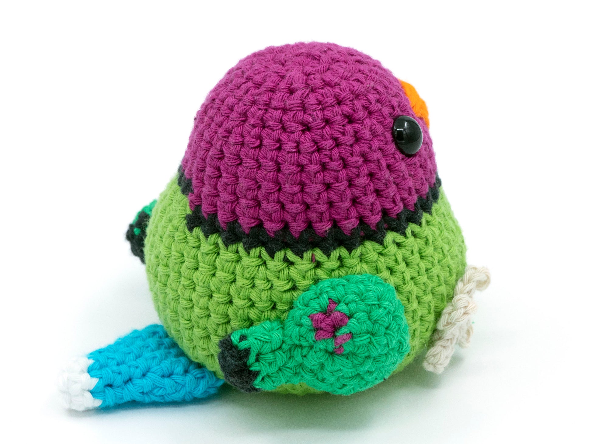 amigurumi crochet plum-headed parakeet view of tail
