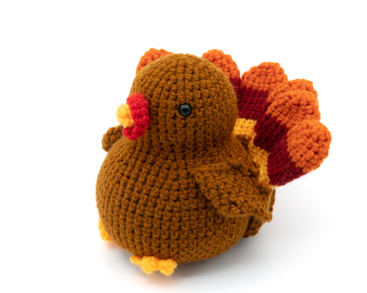 amigurumi crochet turkey pattern side view