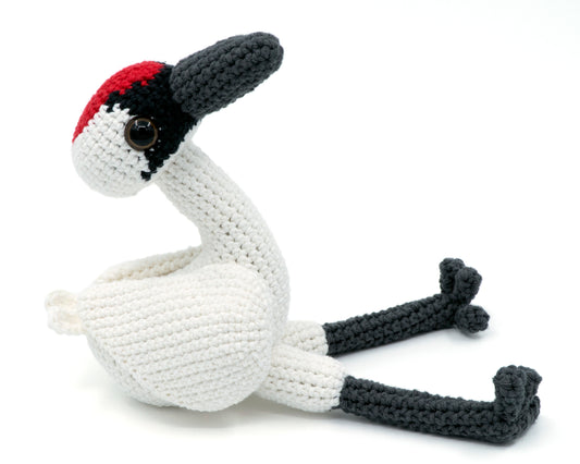 amigurumi crochet whooping crane pattern side view sitting