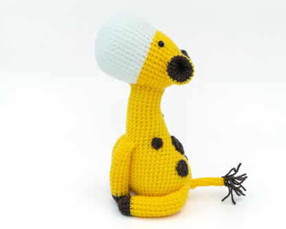 amigurumi crochet giraffe pattern side view
