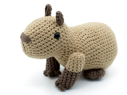 amigurumi crochet capybara pattern three quarter view