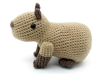 amigurumi crochet capybara pattern side view