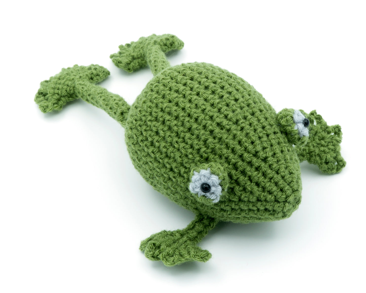 amigurumi crochet frog pattern close up