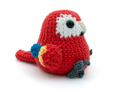 Crochet Pattern: Scarlet Macaw