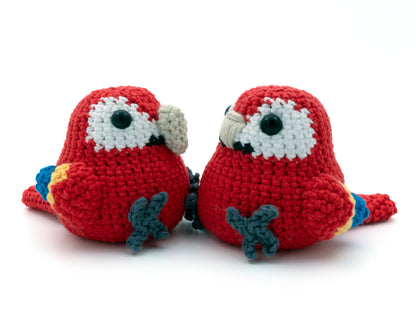 Crochet Pattern: Scarlet Macaw