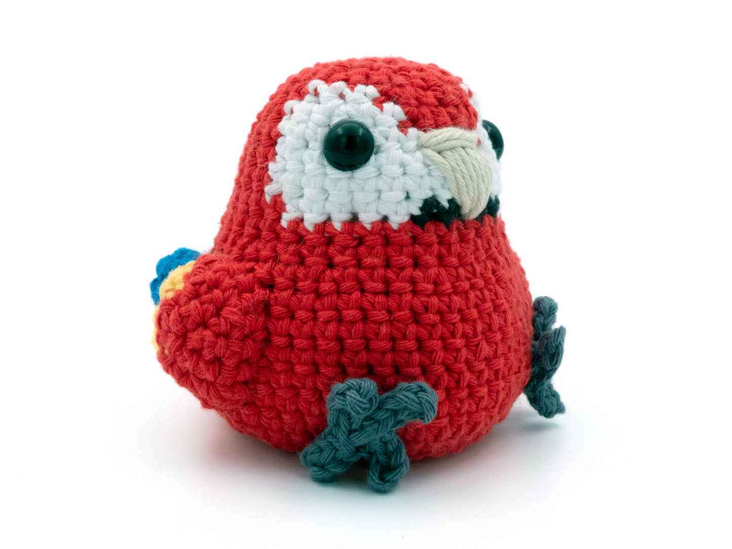 Crochet Pattern: Scarlet Macaw