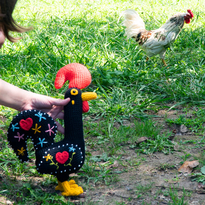 Crochet Pattern: Galo de Barcelos