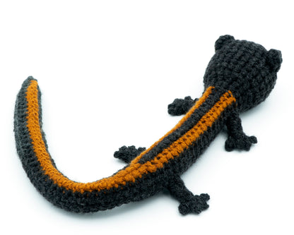 amigurumi crochet salamander pattern back view