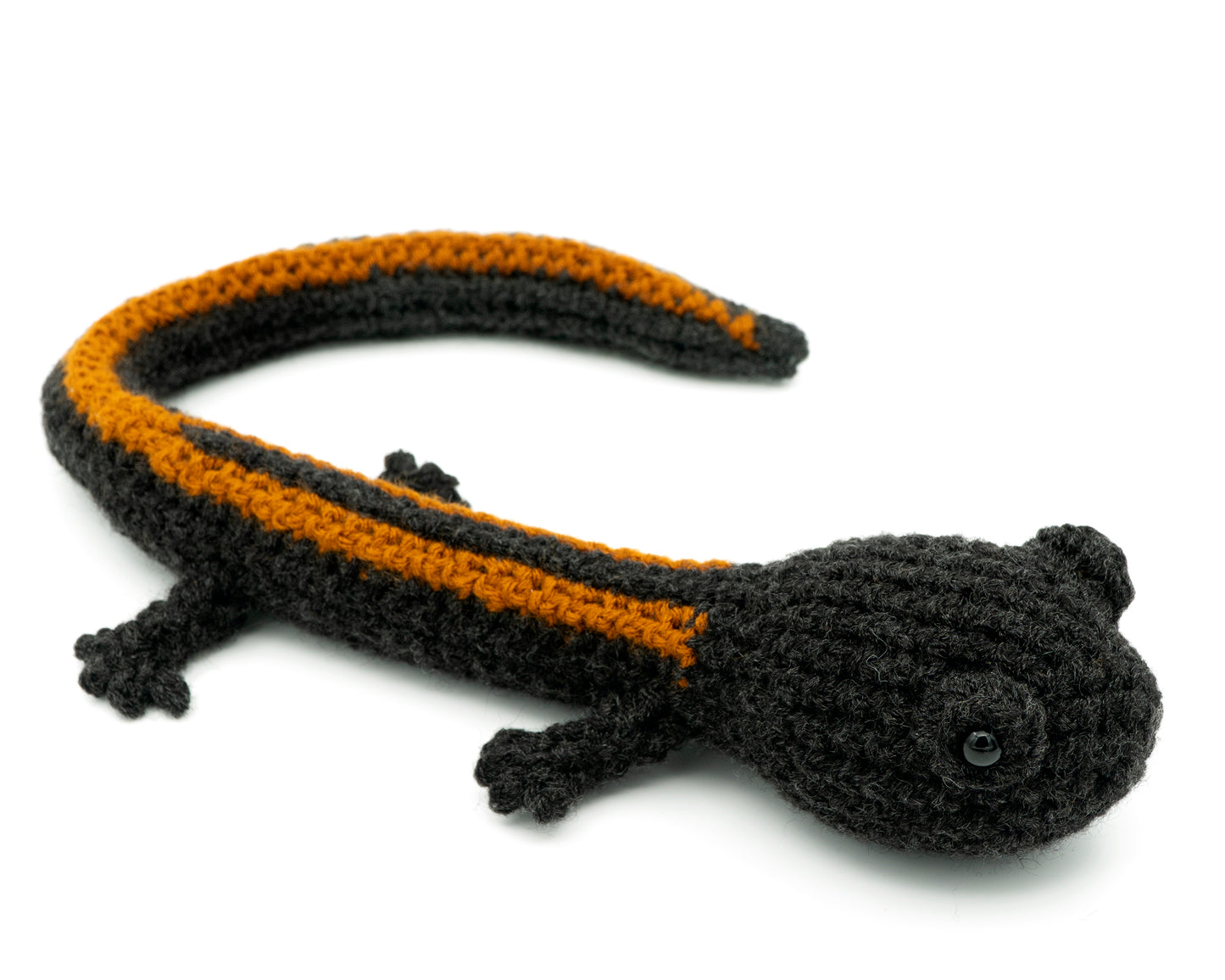 amigurumi crochet salamander pattern close up of head