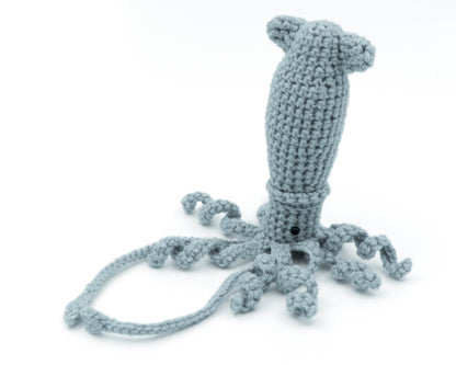 amigurumi crochet giant squid pattern three quarter view