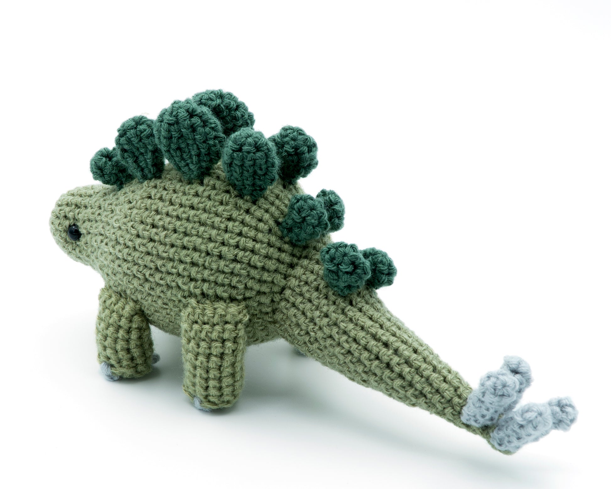 amigurumi crochet stegosaurus pattern view of tail spikes